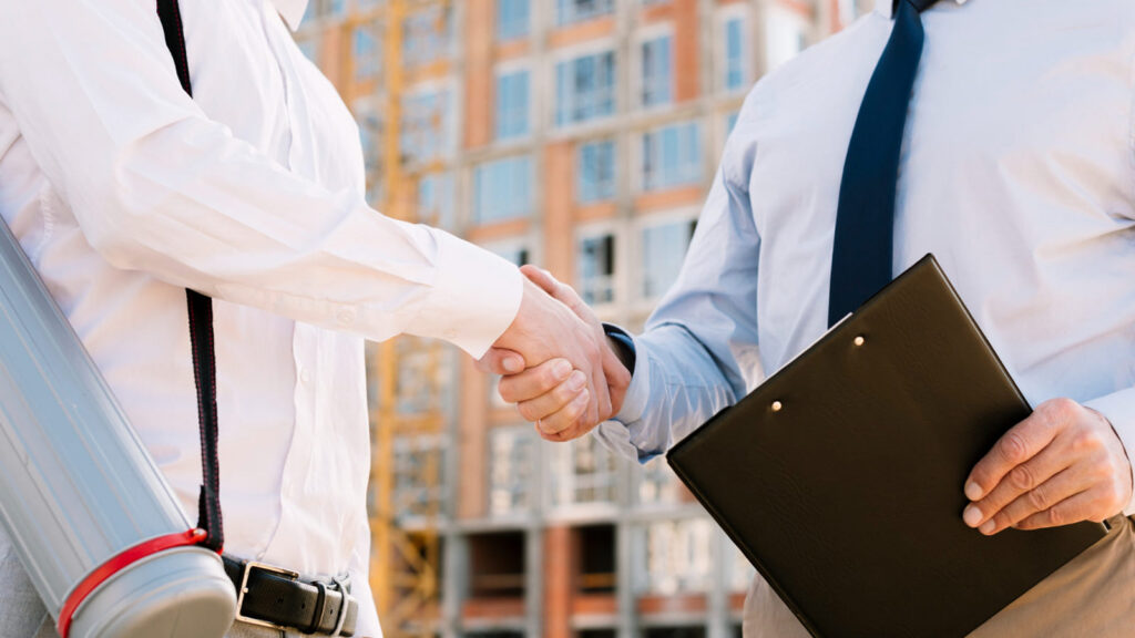 a guide to hiring construction workers legally and efficiently in the uk